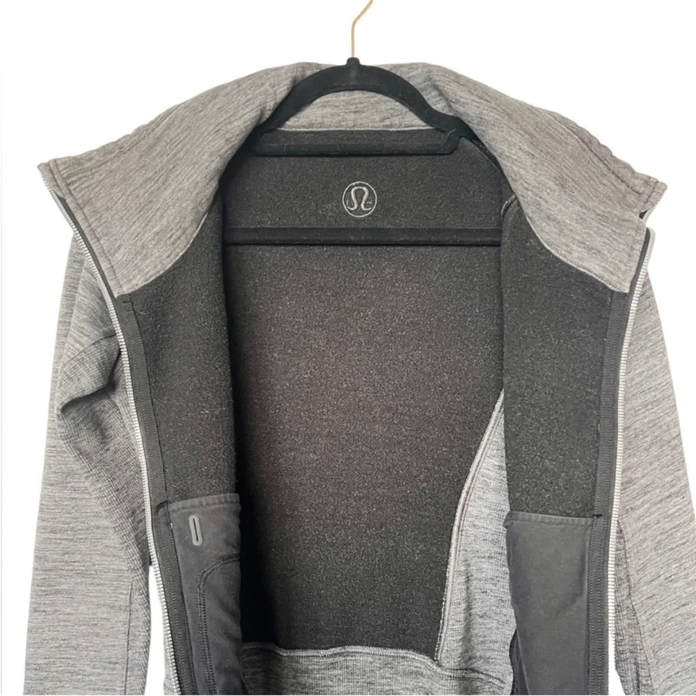 Lululemon Radiant Jacket in Dark Gray Size 4